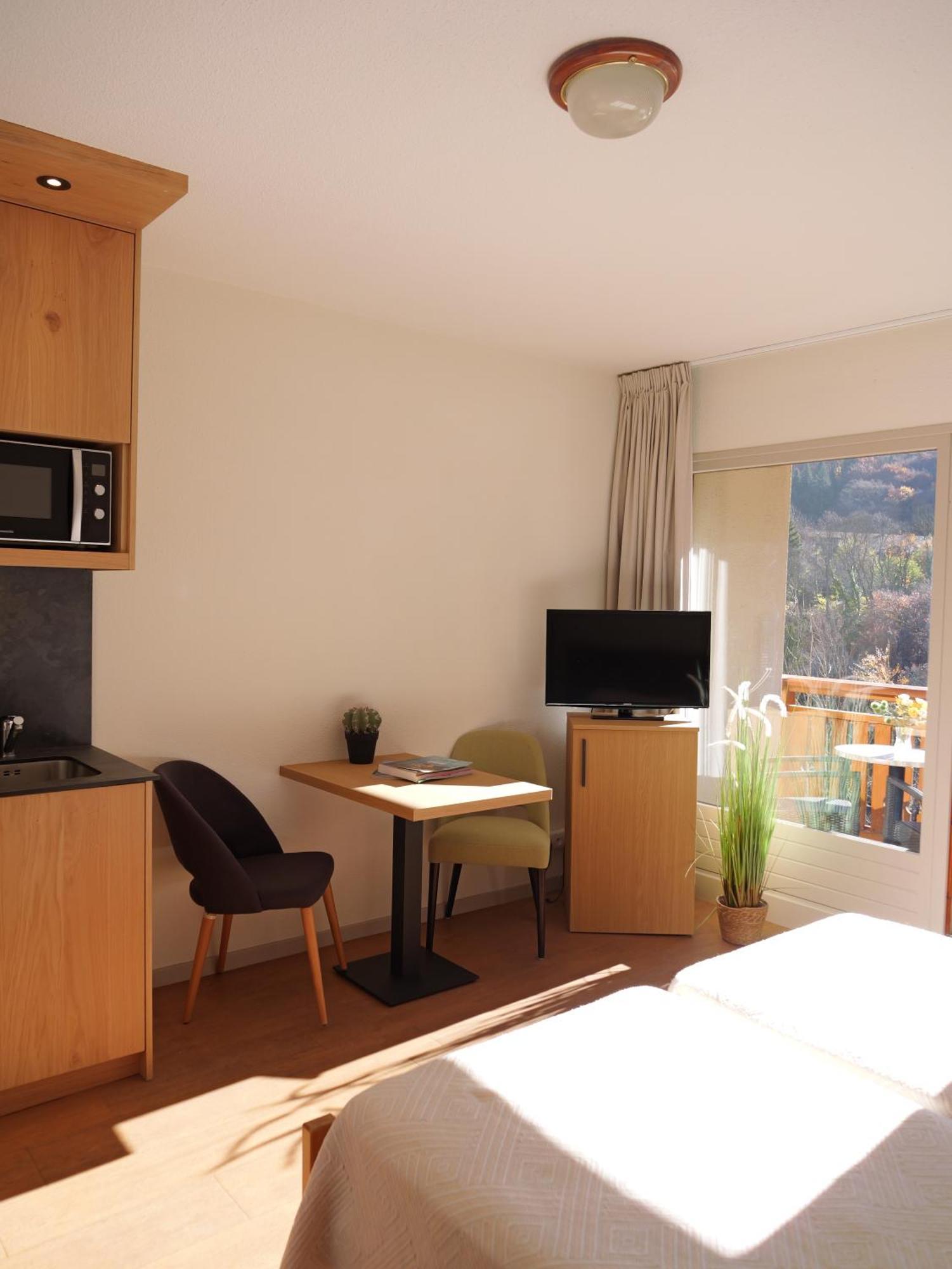 La Rochetaillee Apartment *