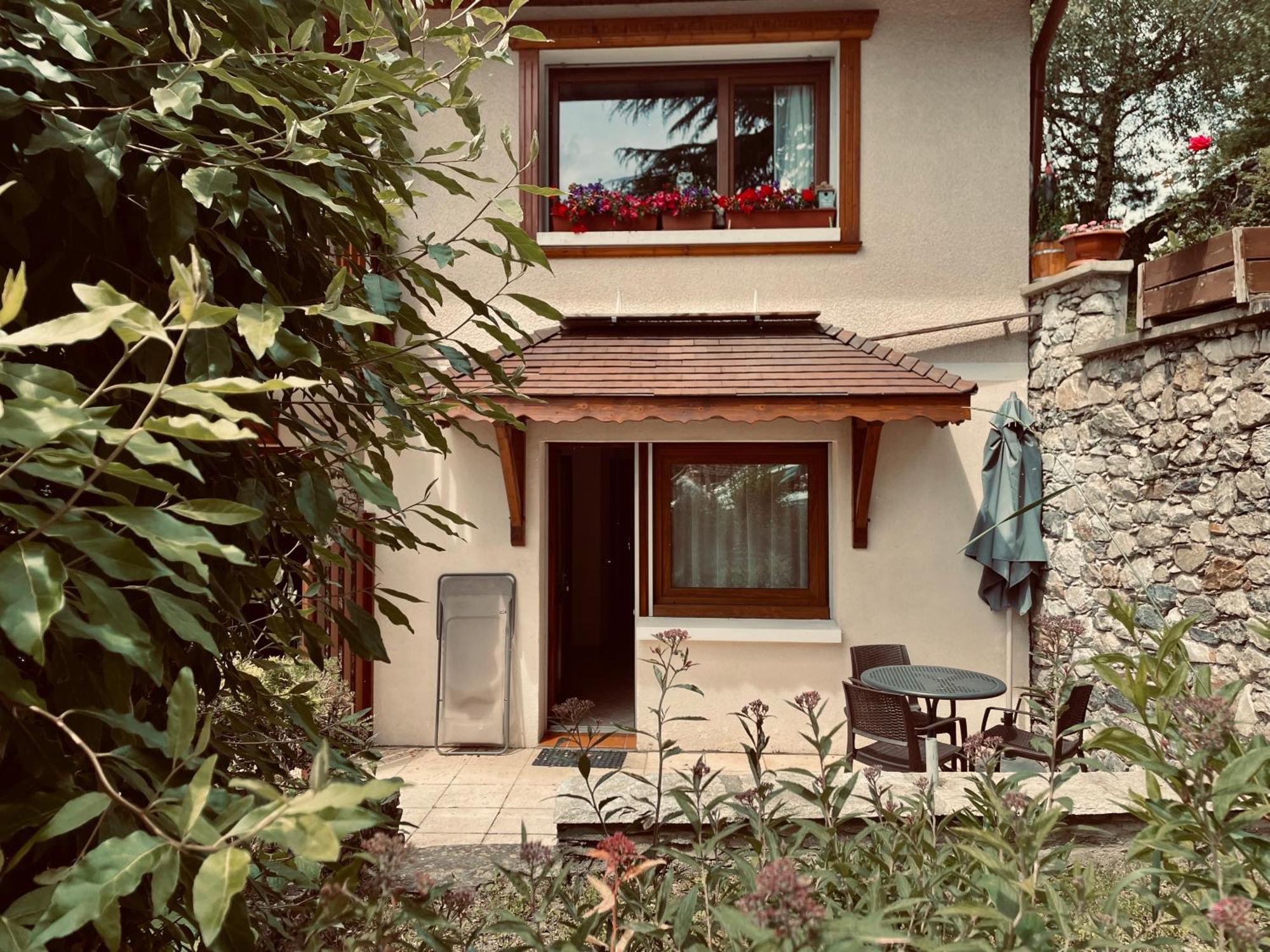 La Rochetaillee Apartment